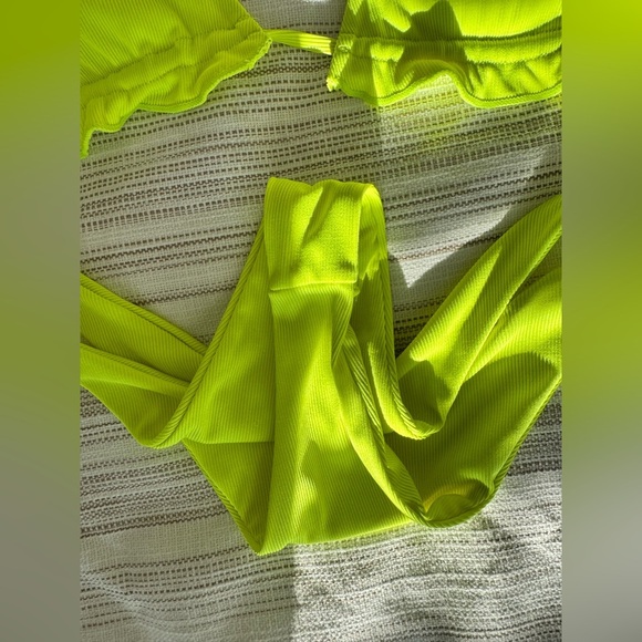 Lime Green String Bikini top and bottom - Picture 4 of 5